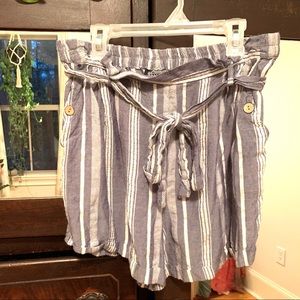 Striped Shorts with Tie and Pockets